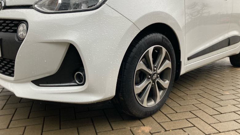 Hyundai i10 1.2 Premium SE 5dr Auto Petrol Hatchback